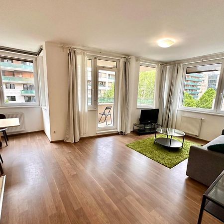Corvin Center Suites Budapest Luaran gambar
